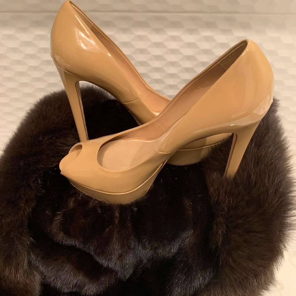 Dior peep toe nude pumps